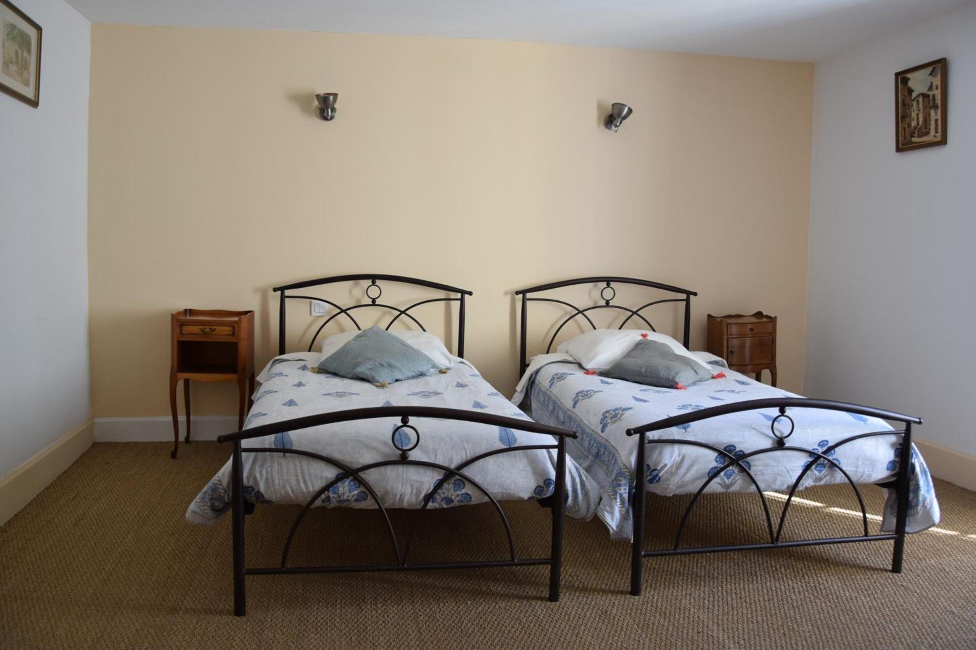 Le Jardin Secret Bed and Breakfast Saint-Antonin Exteriör bild